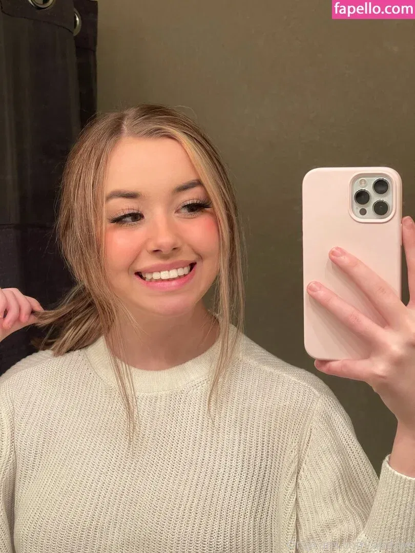 aluraye Onlyfans Photo Gallery 