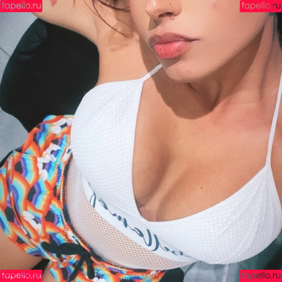 Amanda Miury Onlyfans Photo Gallery 