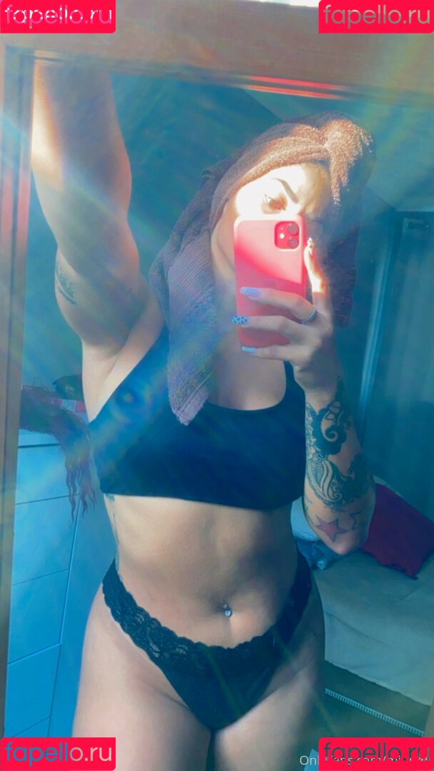 Amanda Miury Onlyfans Photo Gallery 