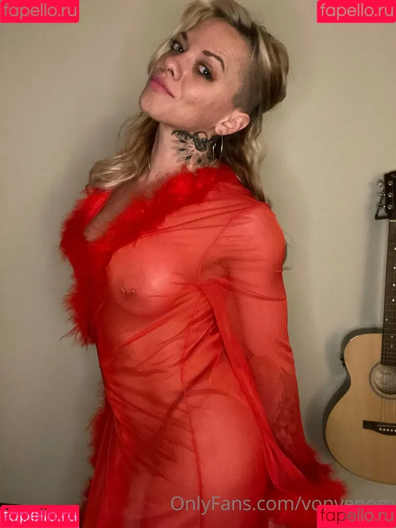 vonvenom Onlyfans Photo Gallery 