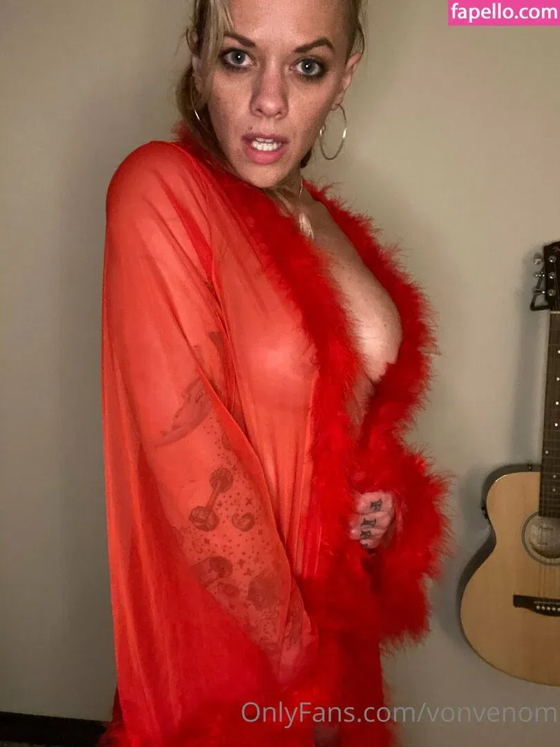 vonvenom Onlyfans Photo Gallery 