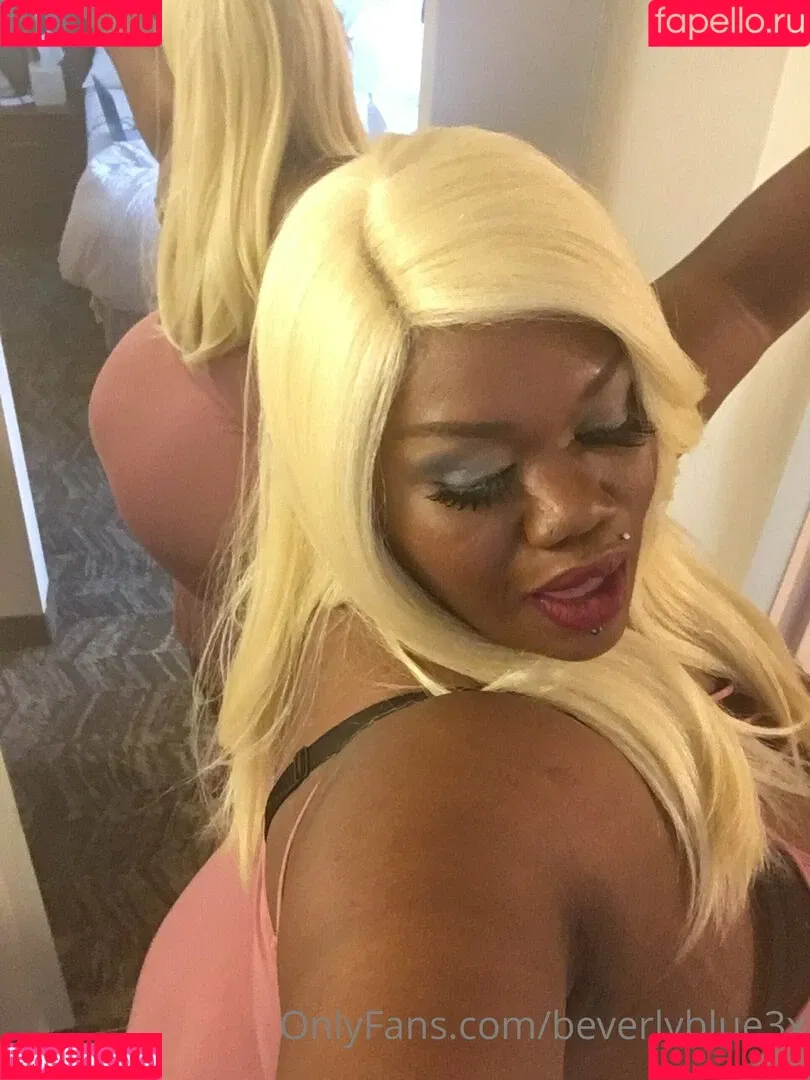 beverlyblue3x Onlyfans Photo Gallery 
