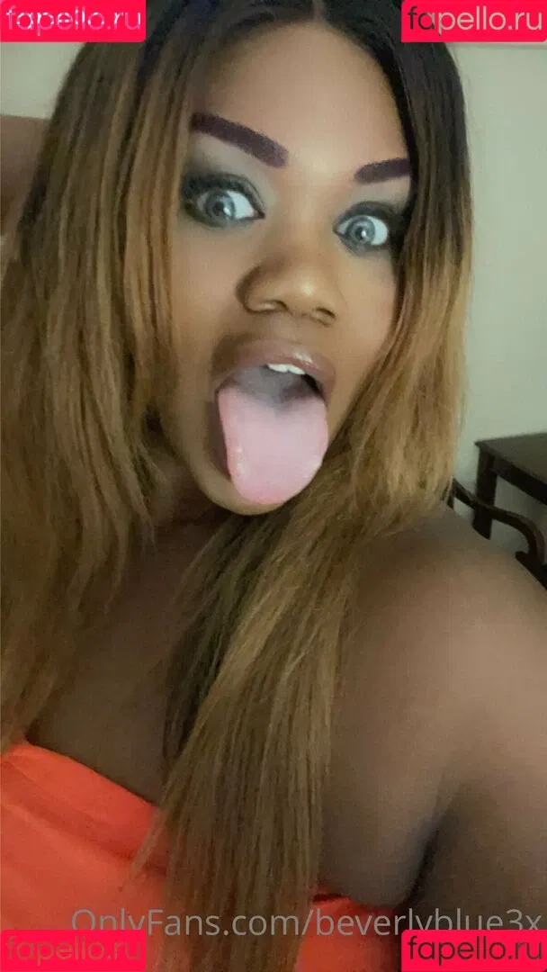 beverlyblue3x Onlyfans Photo Gallery 