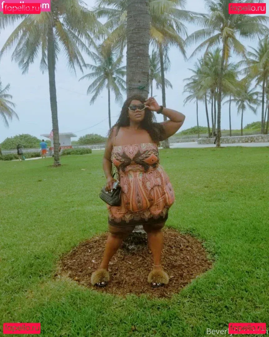 beverlyblue3x Onlyfans Photo Gallery 