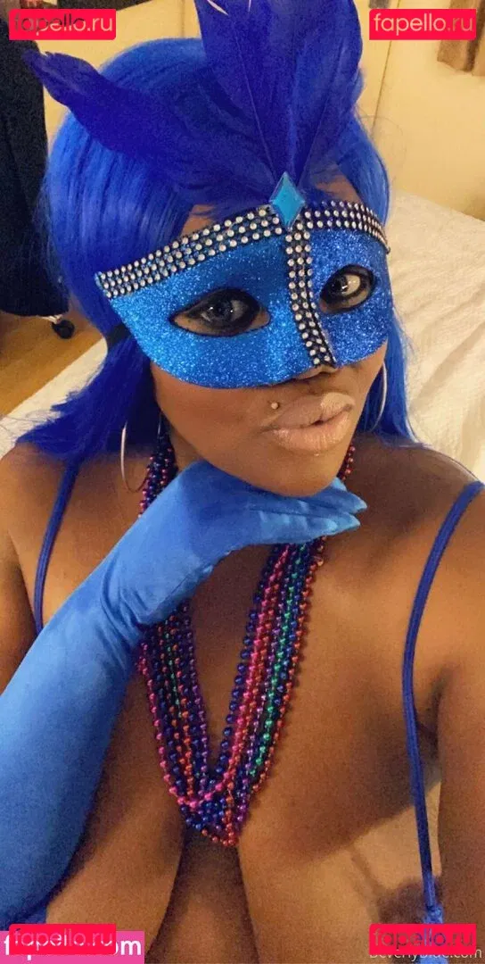 beverlyblue3x Onlyfans Photo Gallery 