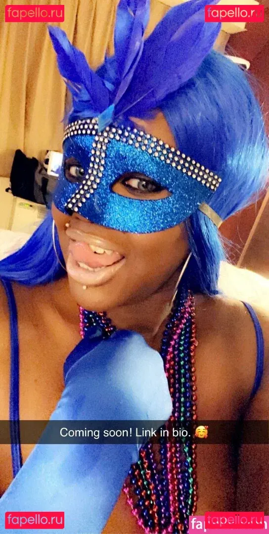 beverlyblue3x Onlyfans Photo Gallery 