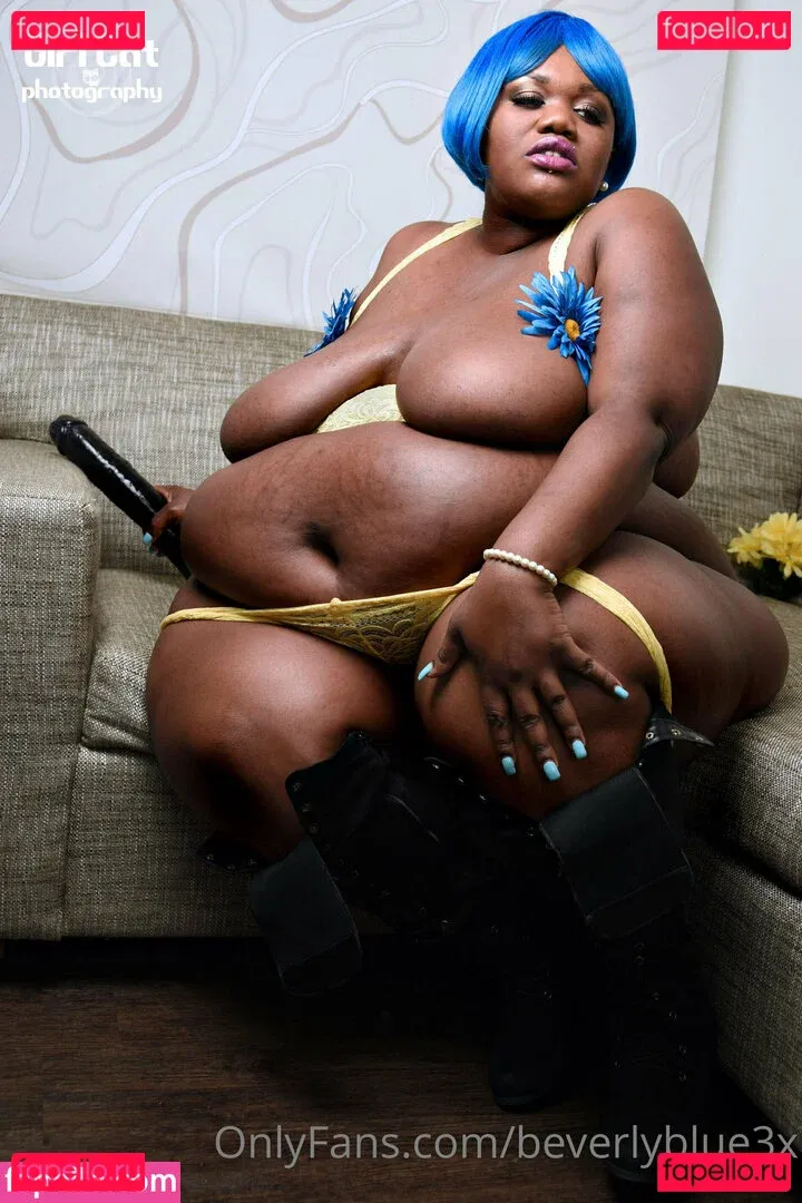 beverlyblue3x Onlyfans Photo Gallery 