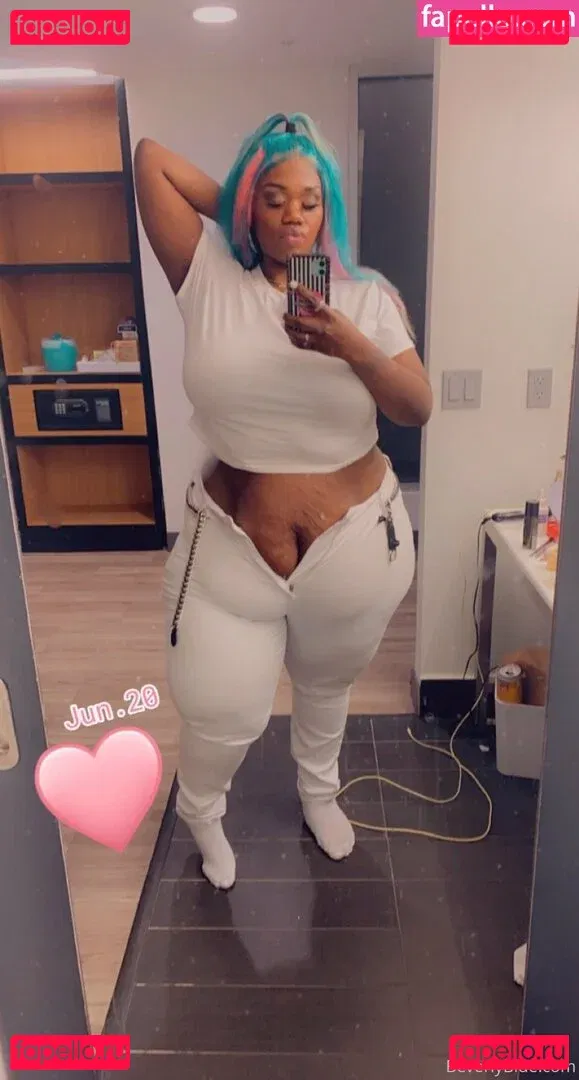 beverlyblue3x Onlyfans Photo Gallery 