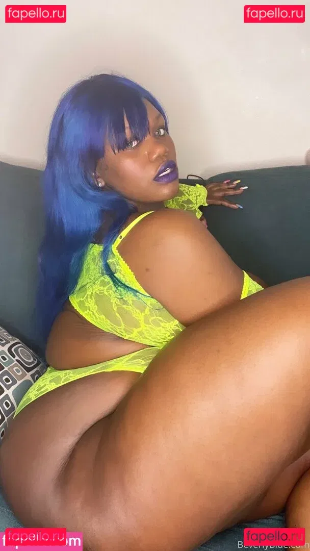 beverlyblue3x Onlyfans Photo Gallery 