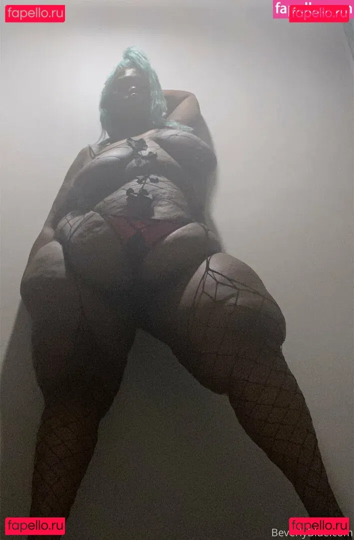 beverlyblue3x Onlyfans Photo Gallery 