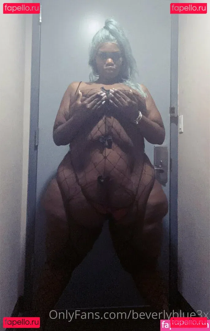 beverlyblue3x Onlyfans Photo Gallery 