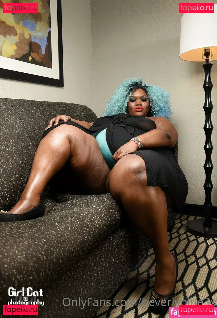 beverlyblue3x Onlyfans Photo Gallery 