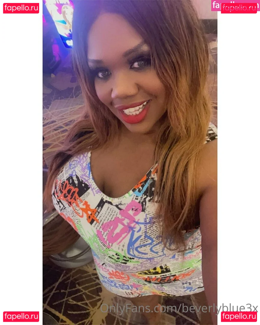 beverlyblue3x Onlyfans Photo Gallery 