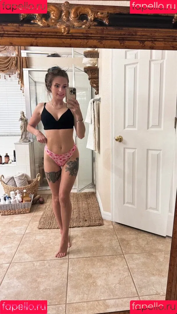 Tabs24x7 Onlyfans Photo Gallery 