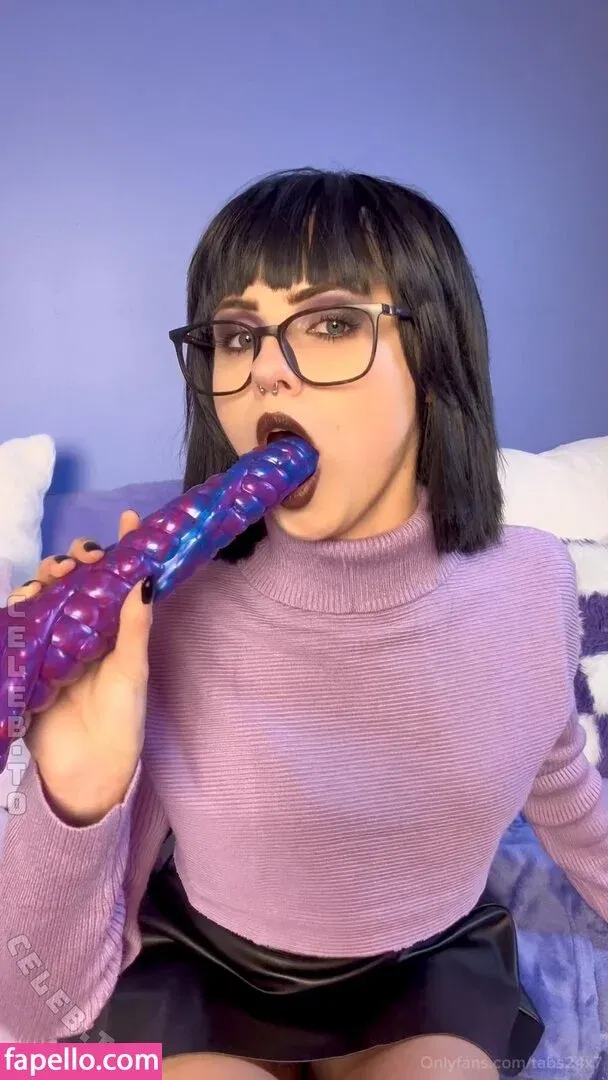 Tabs24x7 Onlyfans Photo Gallery 