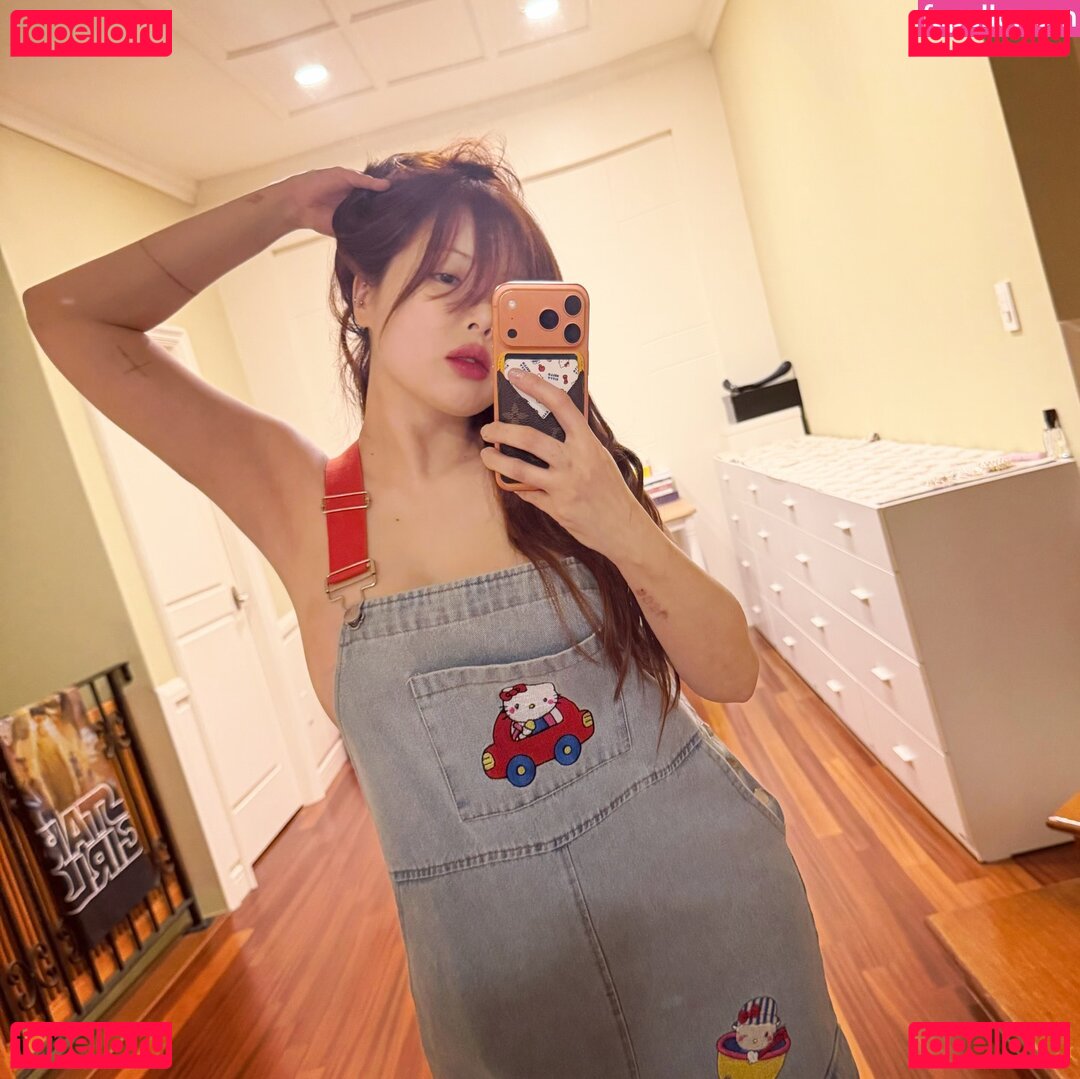 HyunA Nude Onlyfans Photo 3