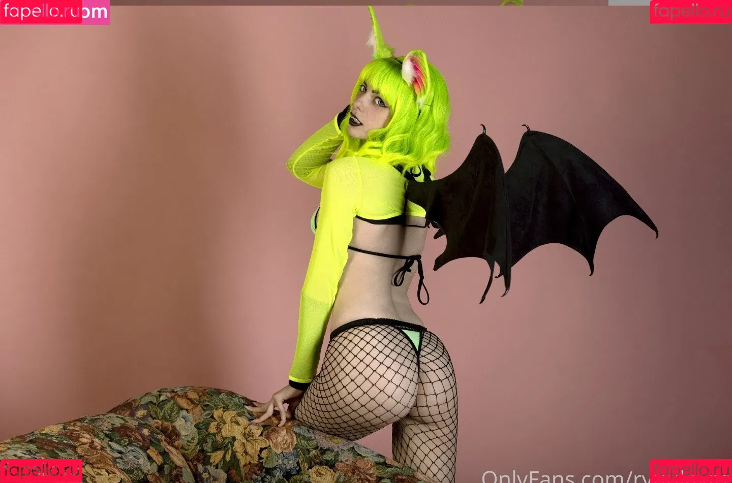 Ztival Uuyr Onlyfans Photo Gallery 