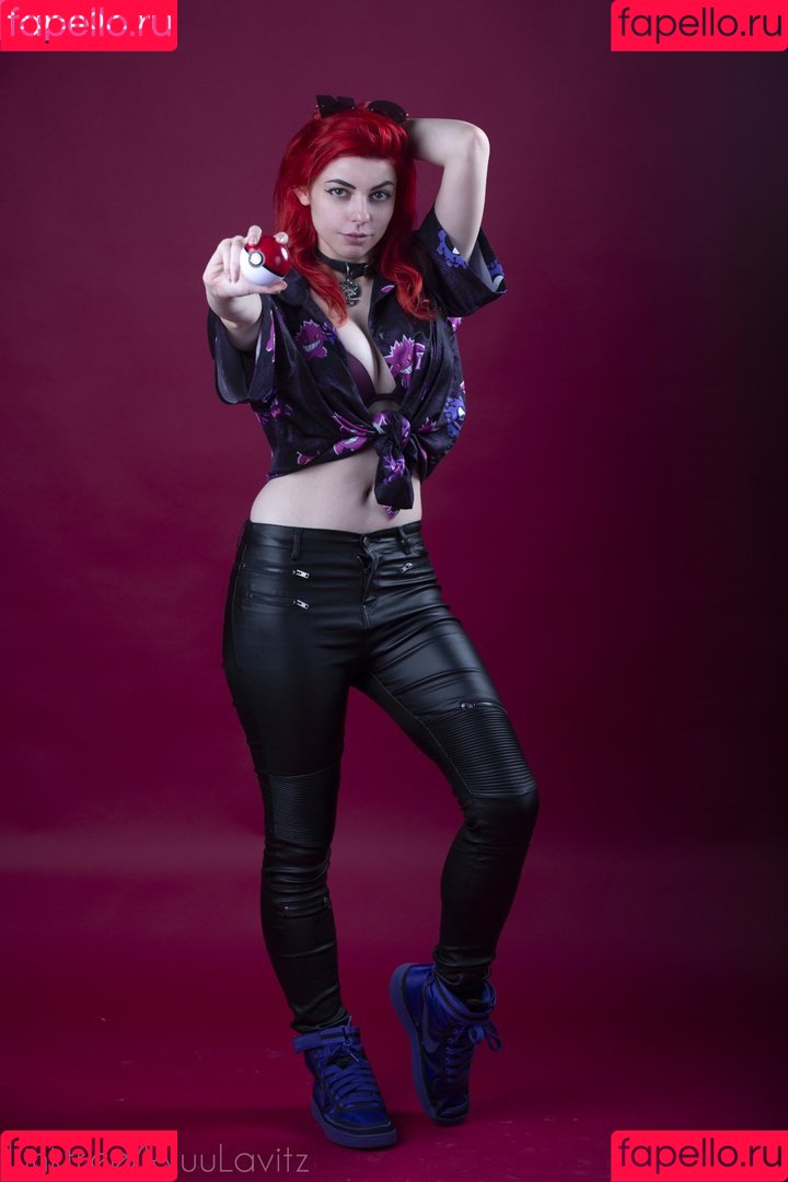 Ztival Uuyr Onlyfans Photo Gallery 