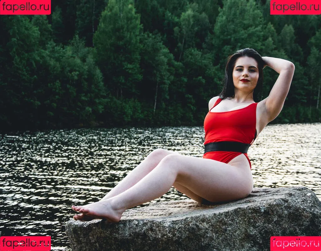 Madlen.brandao Onlyfans Photo Gallery 