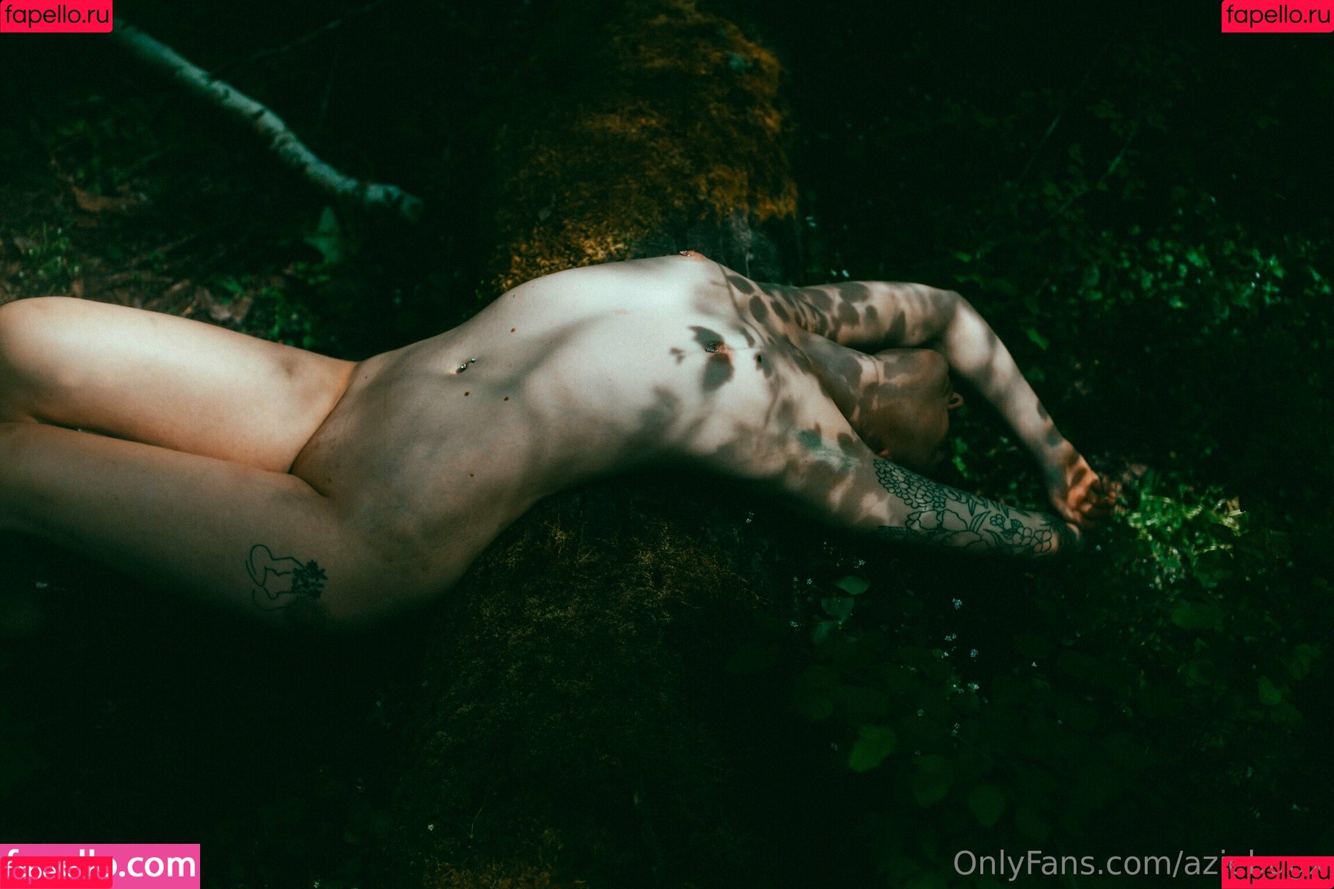 aziebugx Onlyfans Photo Gallery 