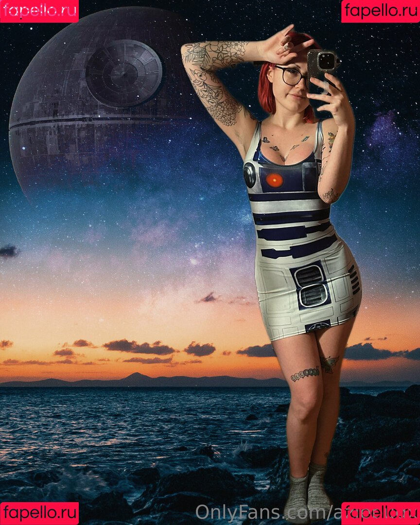 aziebugx Onlyfans Photo Gallery 