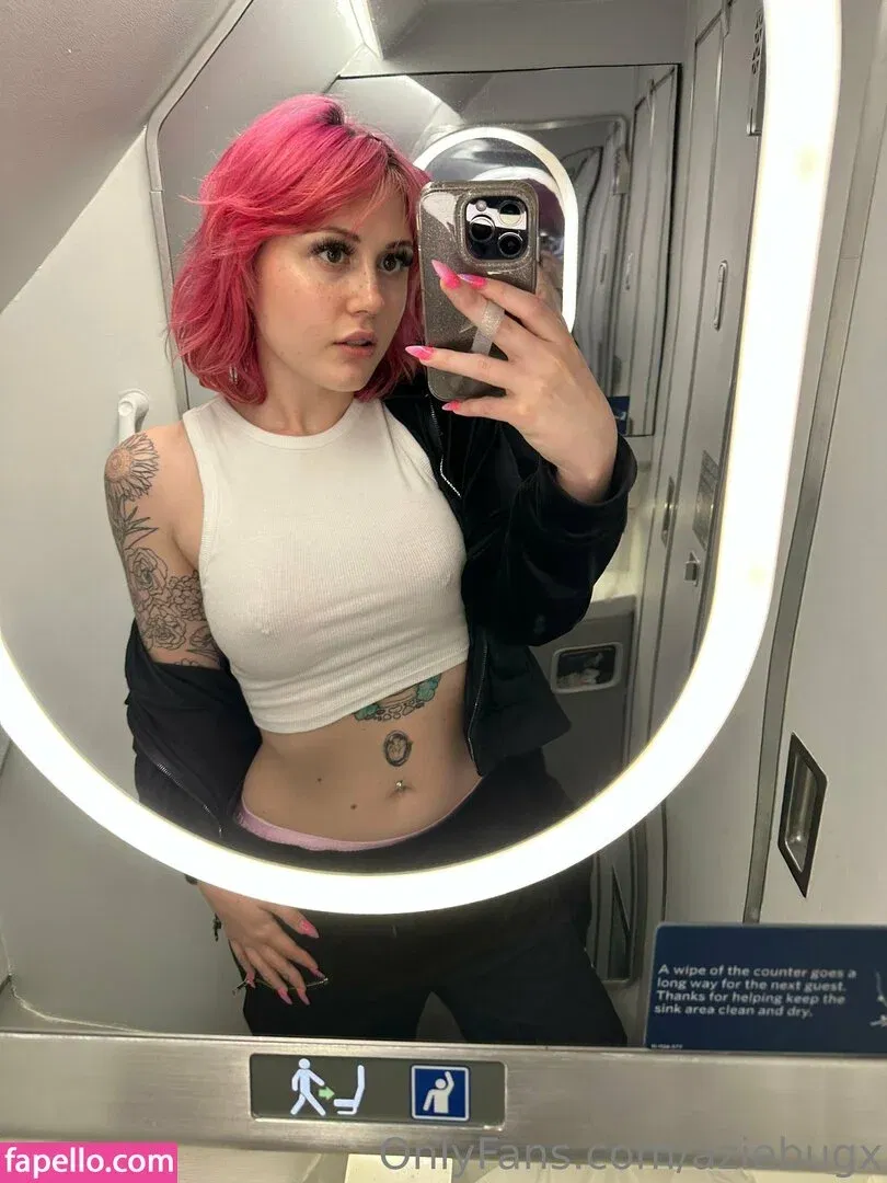 aziebugx Onlyfans Photo Gallery 