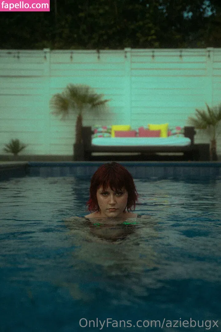 aziebugx Onlyfans Photo Gallery 