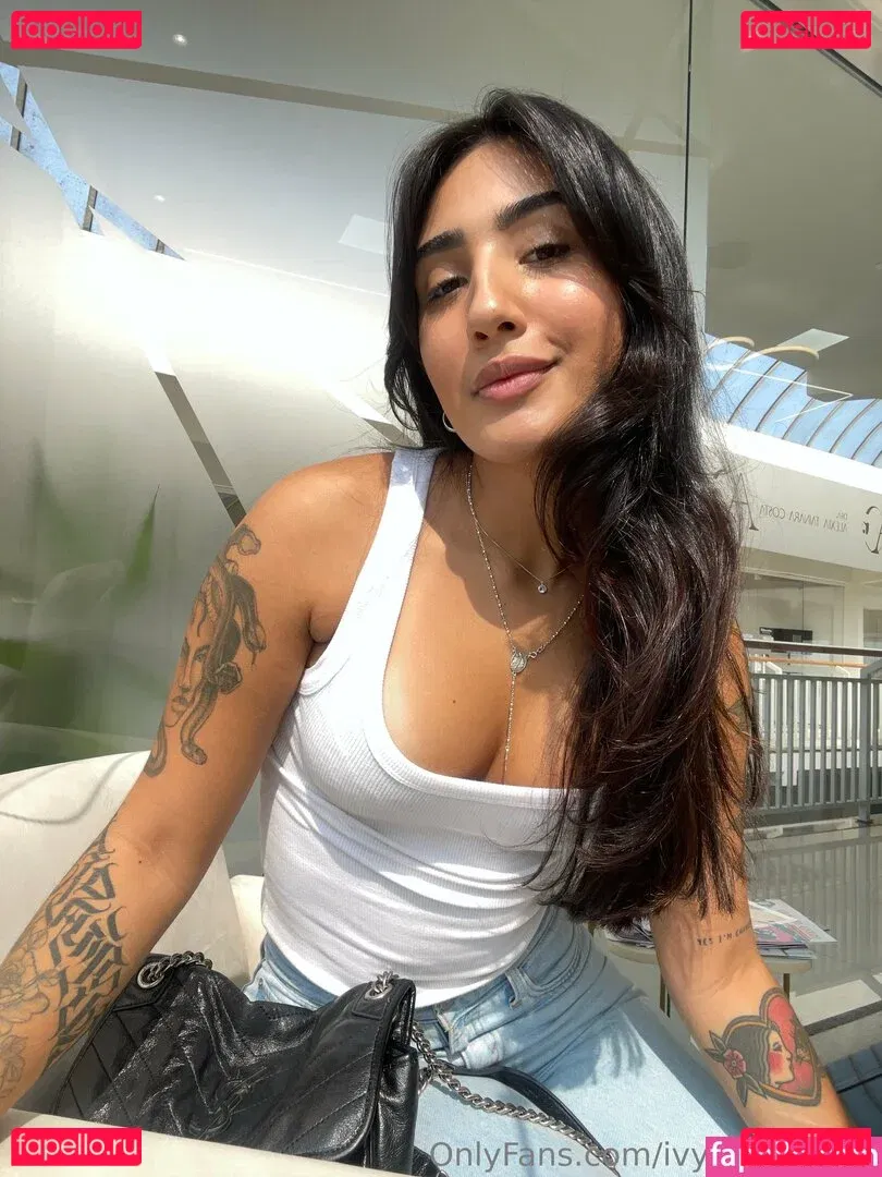 Leticia Ceroche Onlyfans Photo Gallery 