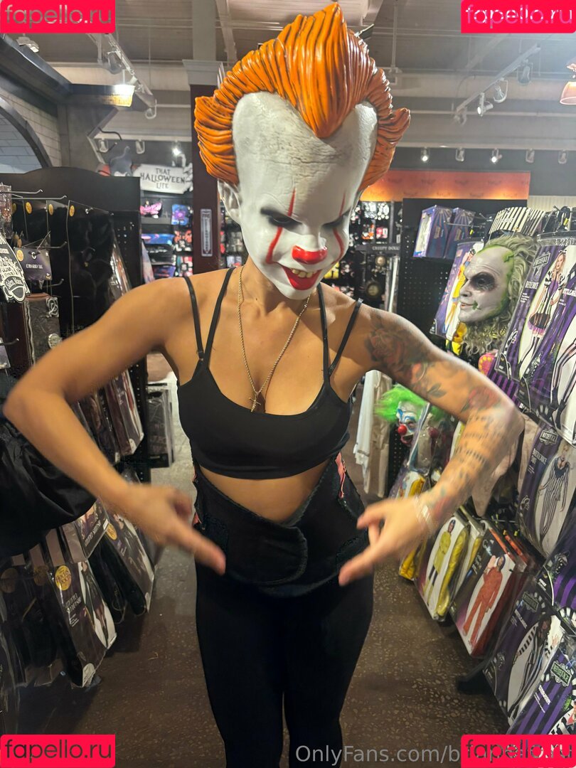 briannafrost Onlyfans Photo Gallery 