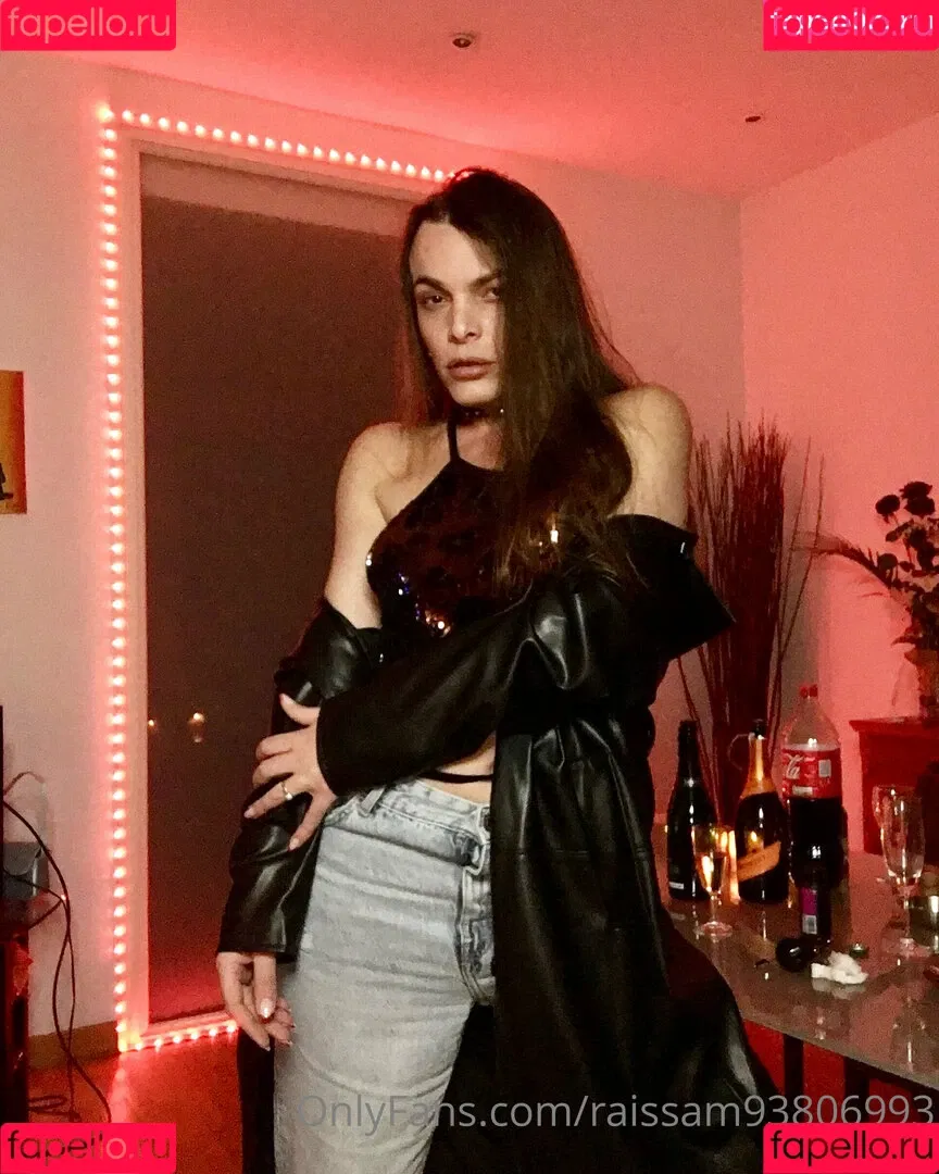 raissam93806993 Onlyfans Photo Gallery 