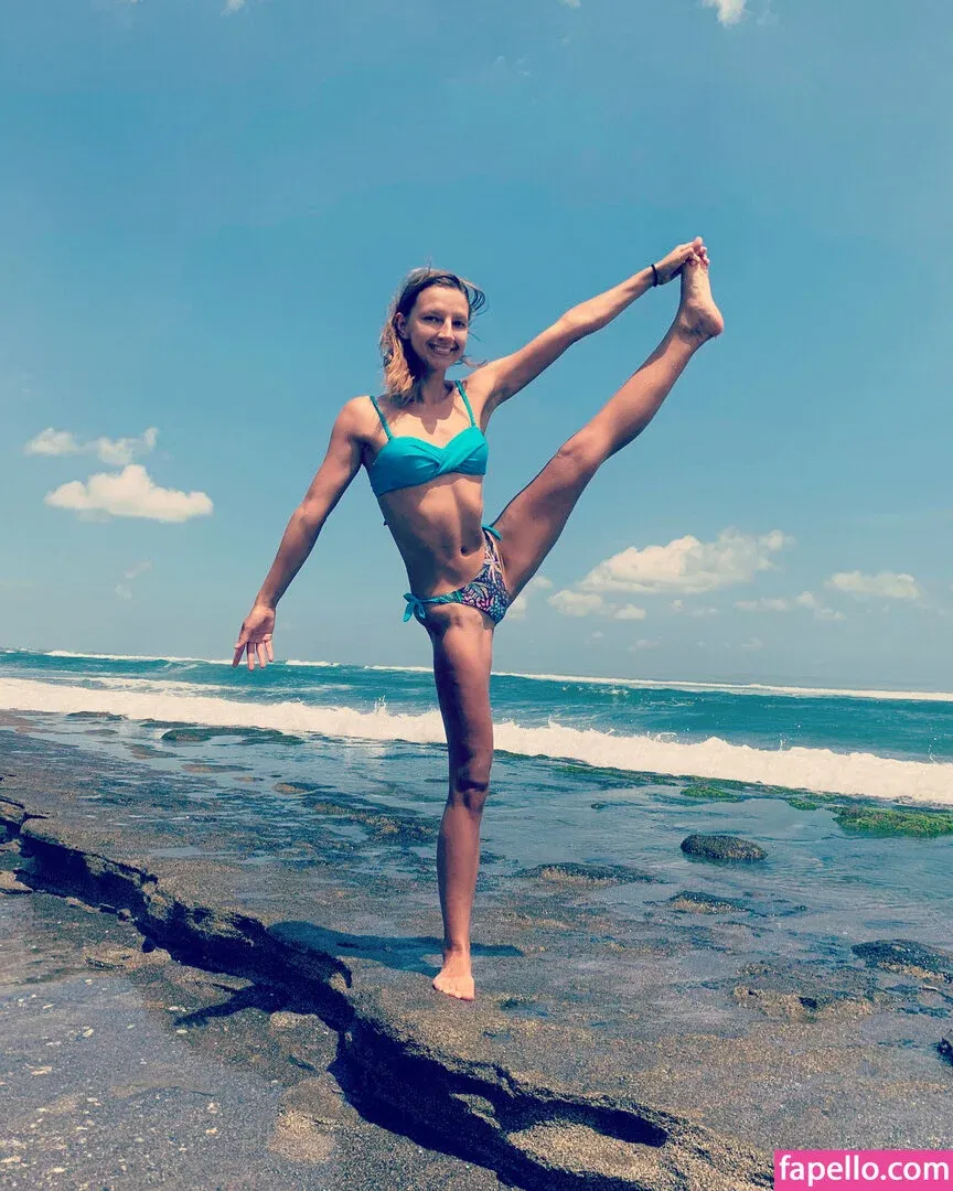 a1isa Onlyfans Photo Gallery 