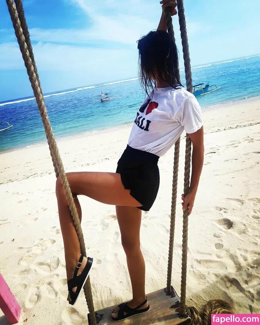 a1isa Onlyfans Photo Gallery 