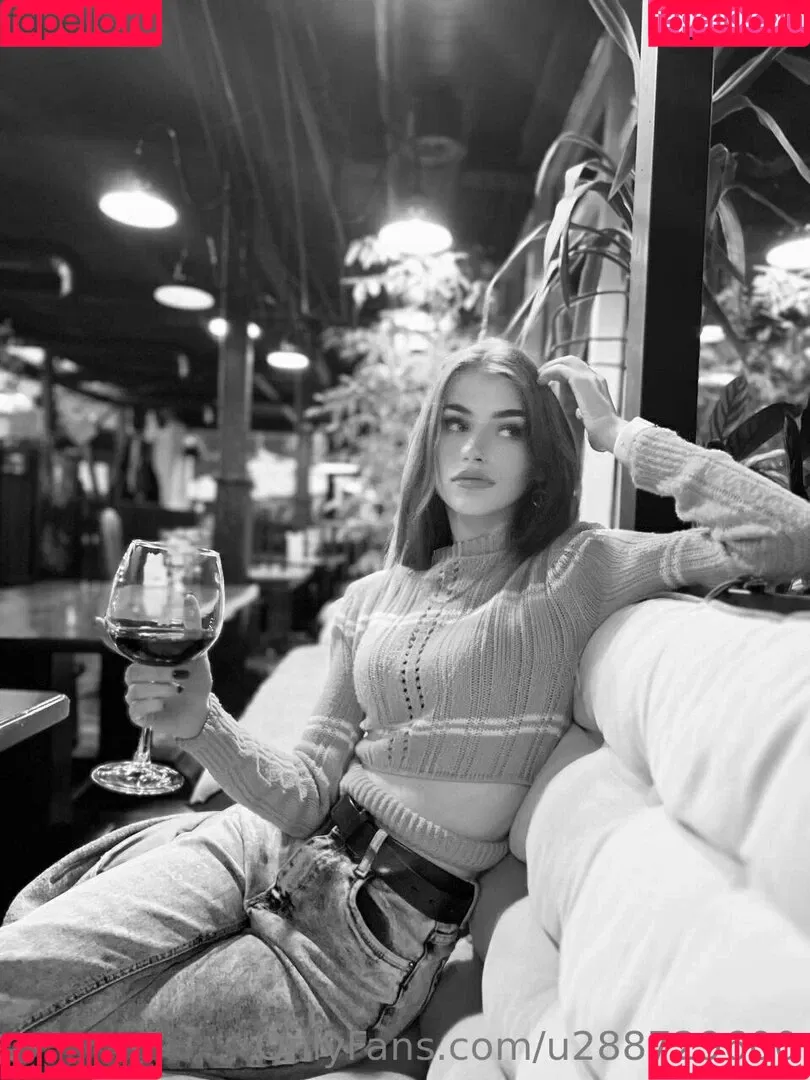 annie_minor Onlyfans Photo Gallery 