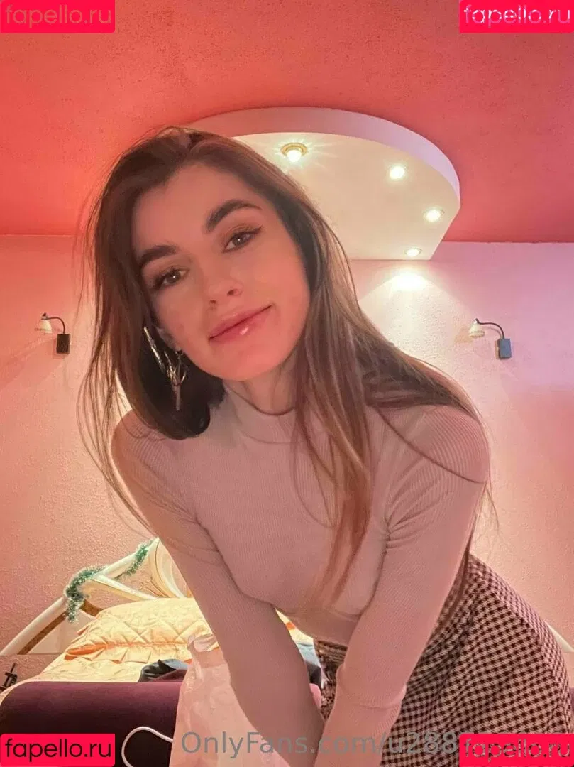 annie_minor Onlyfans Photo Gallery 