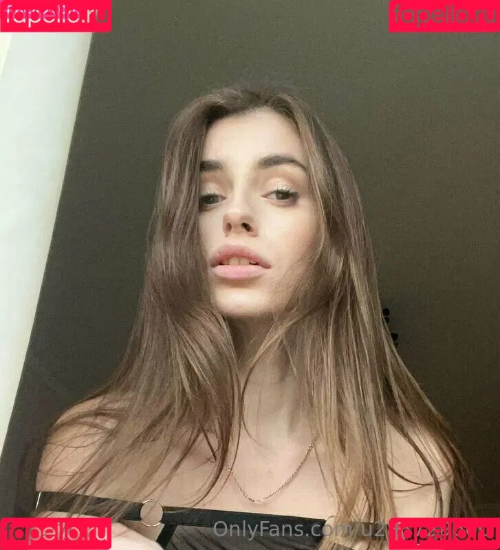 annie_minor Onlyfans Photo Gallery 