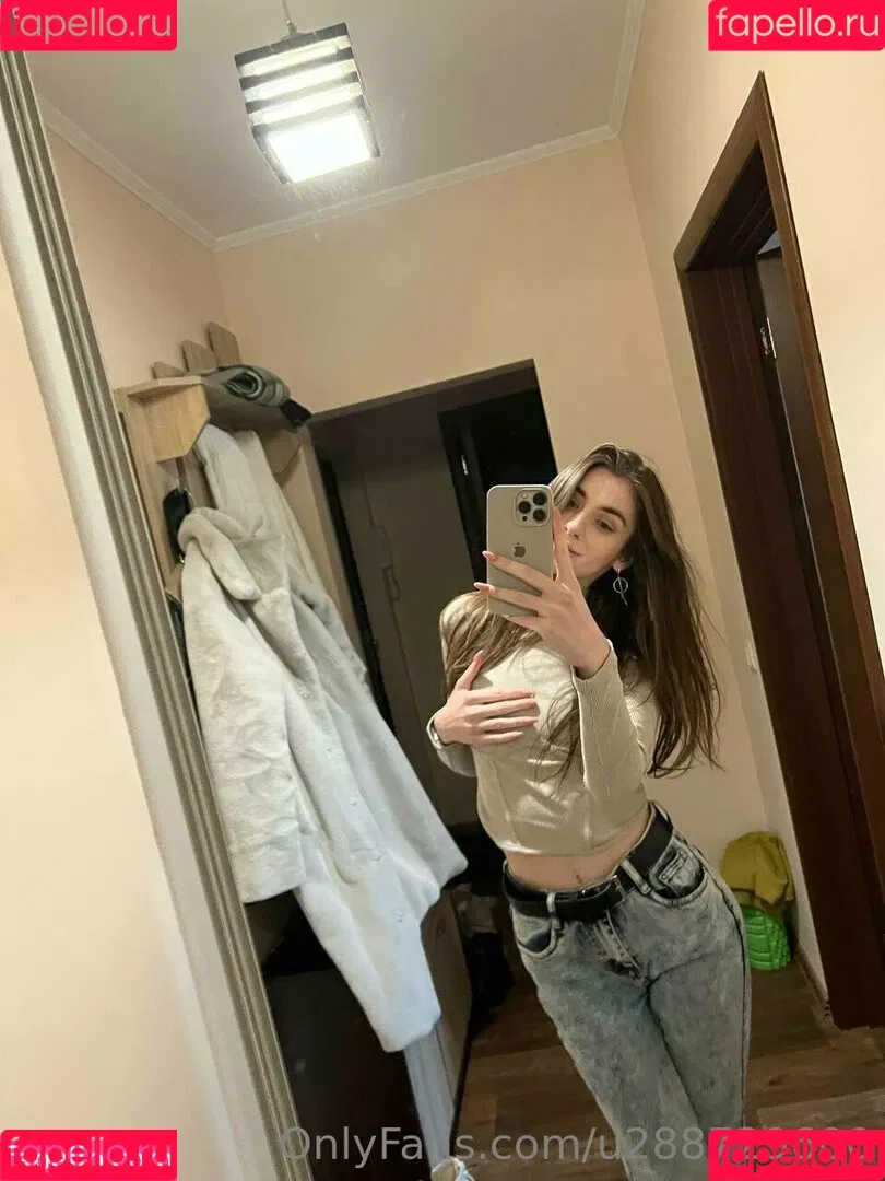 annie_minor Onlyfans Photo Gallery 