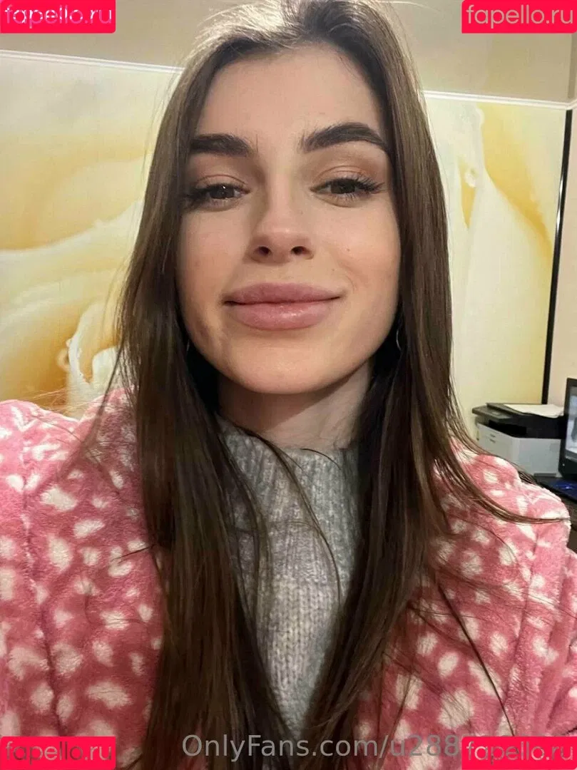 annie_minor Onlyfans Photo Gallery 