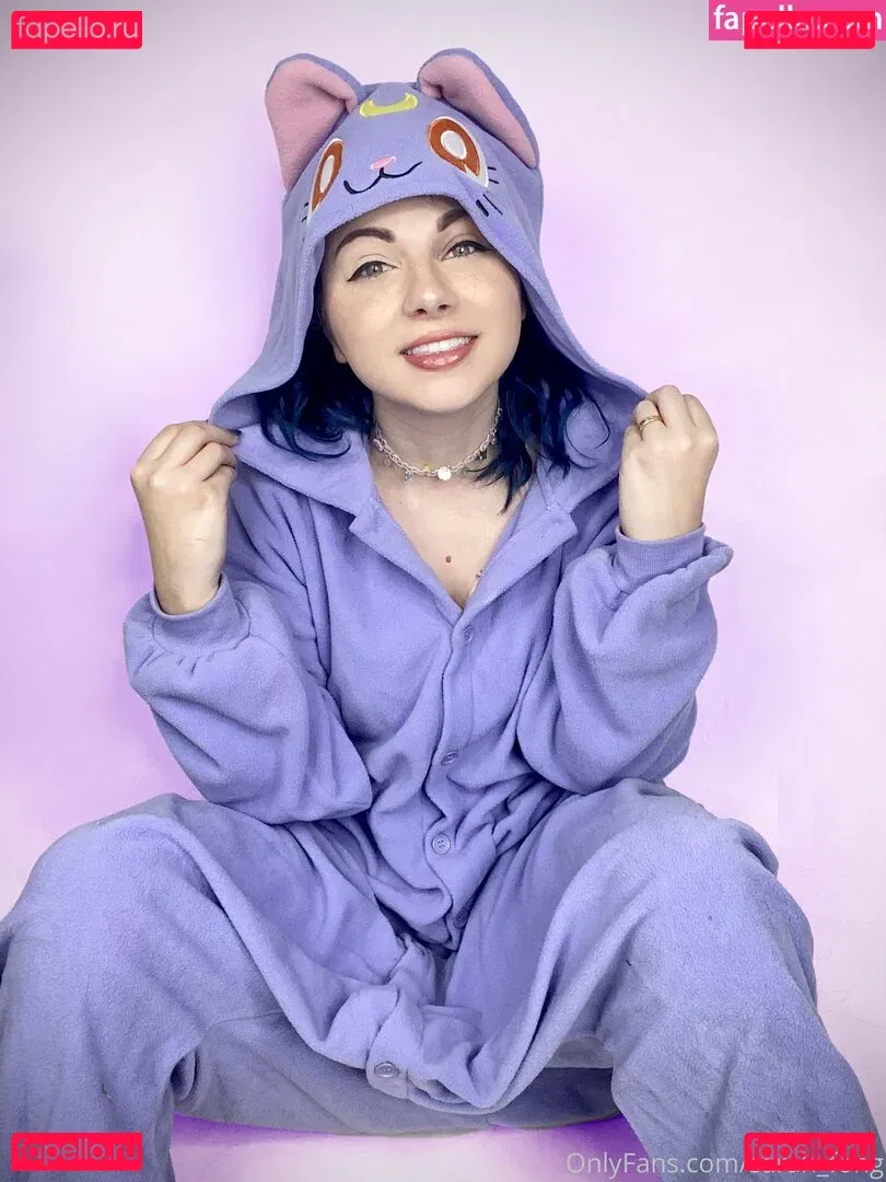 Sarah Fong Onlyfans Photo Gallery 