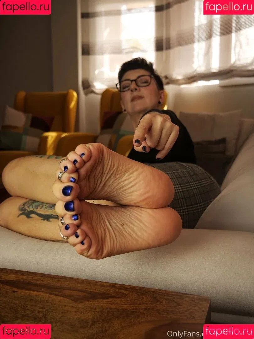 solesmad Onlyfans Photo Gallery 