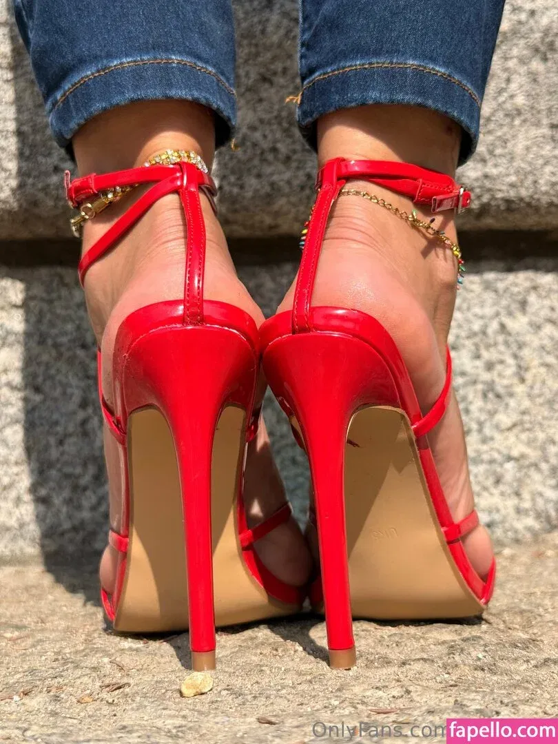 solesmad Onlyfans Photo Gallery 