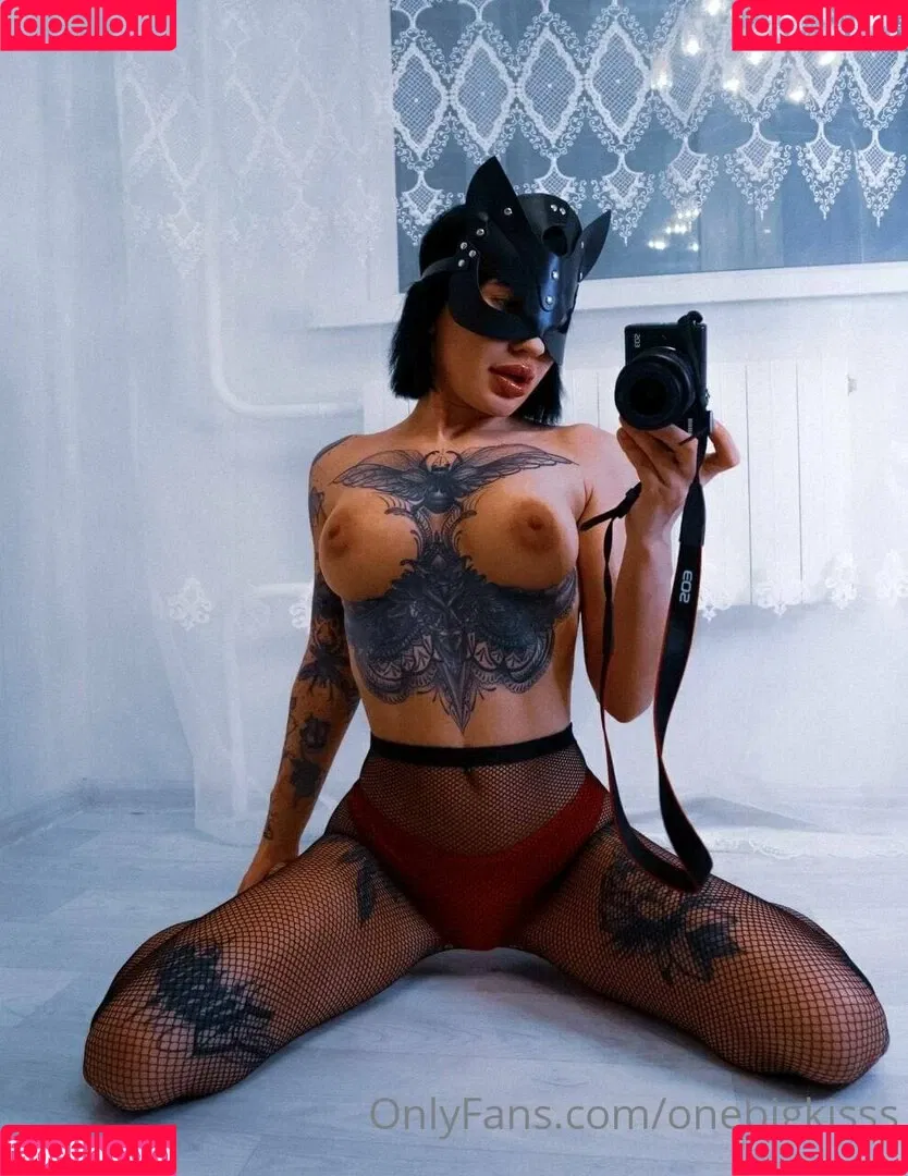 onebigkisss Onlyfans Photo Gallery 