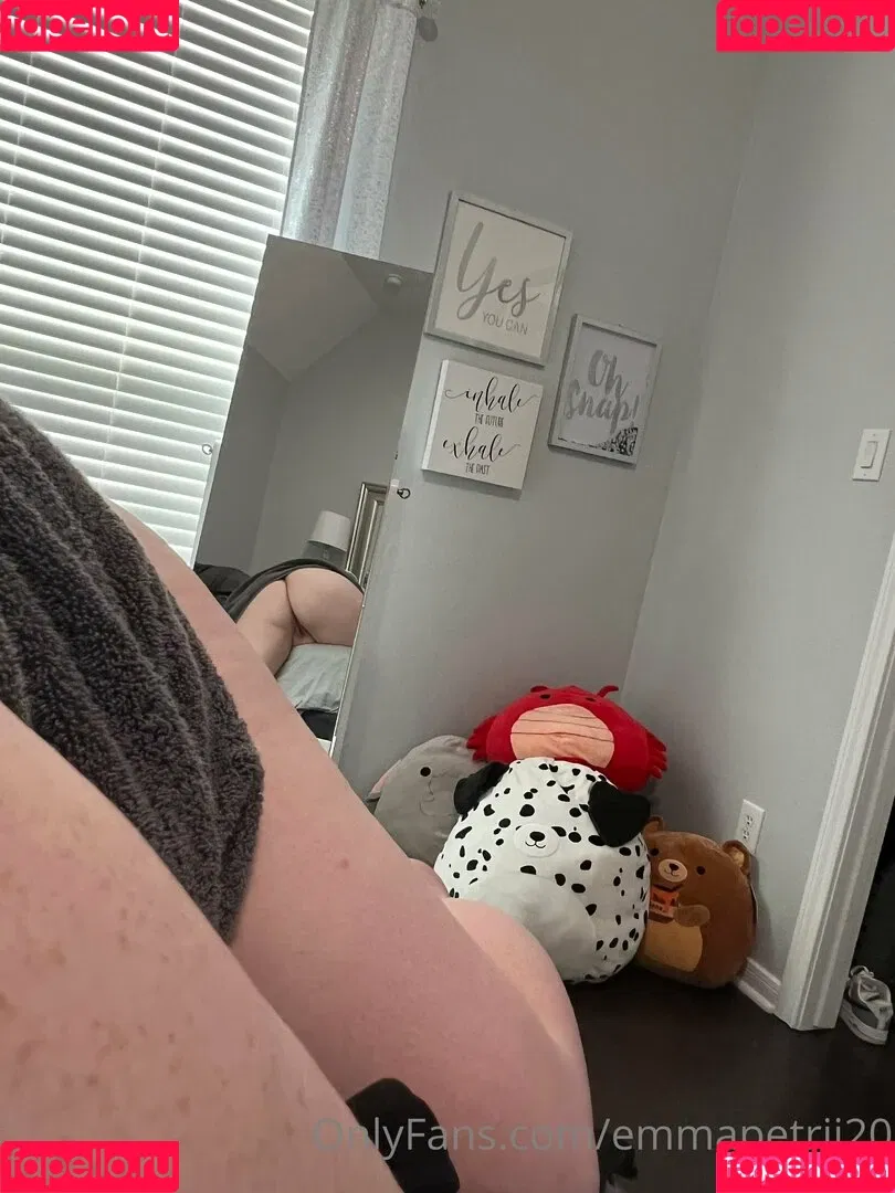 bigtittyemma Onlyfans Photo Gallery 