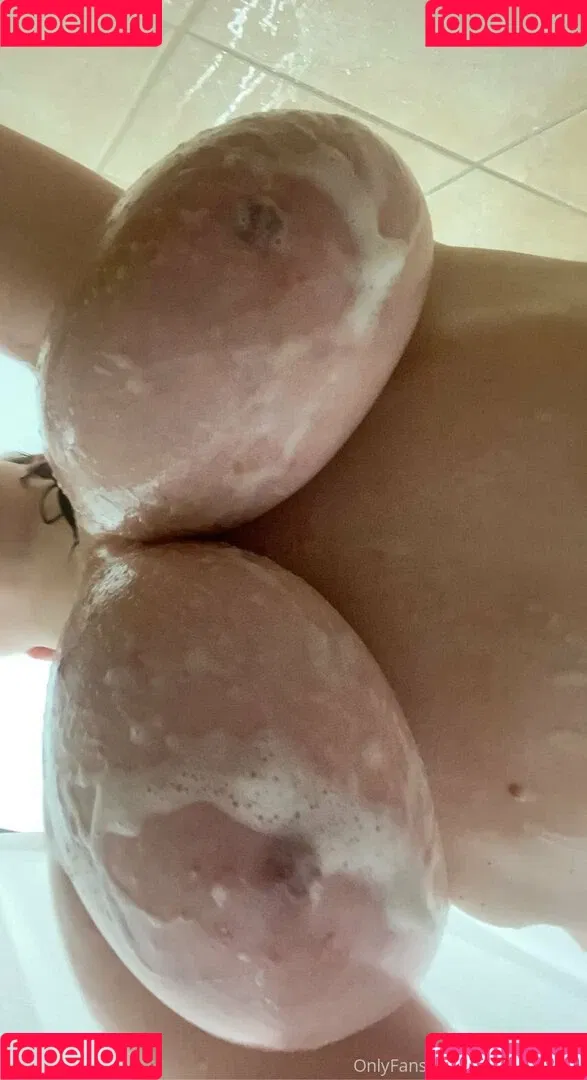bigtittyemma Onlyfans Photo Gallery 