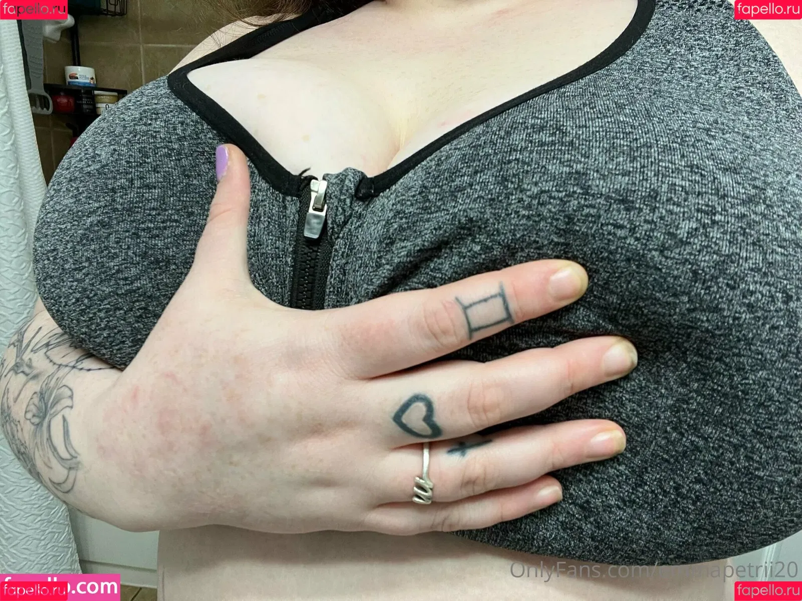 bigtittyemma Onlyfans Photo Gallery 