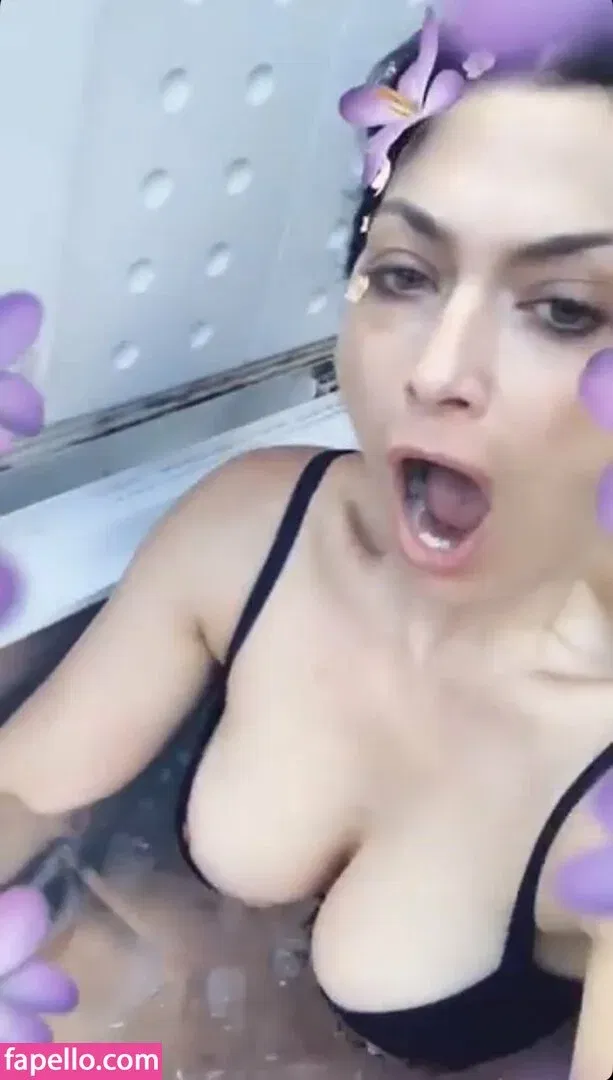 bigtittyemma Onlyfans Photo Gallery 