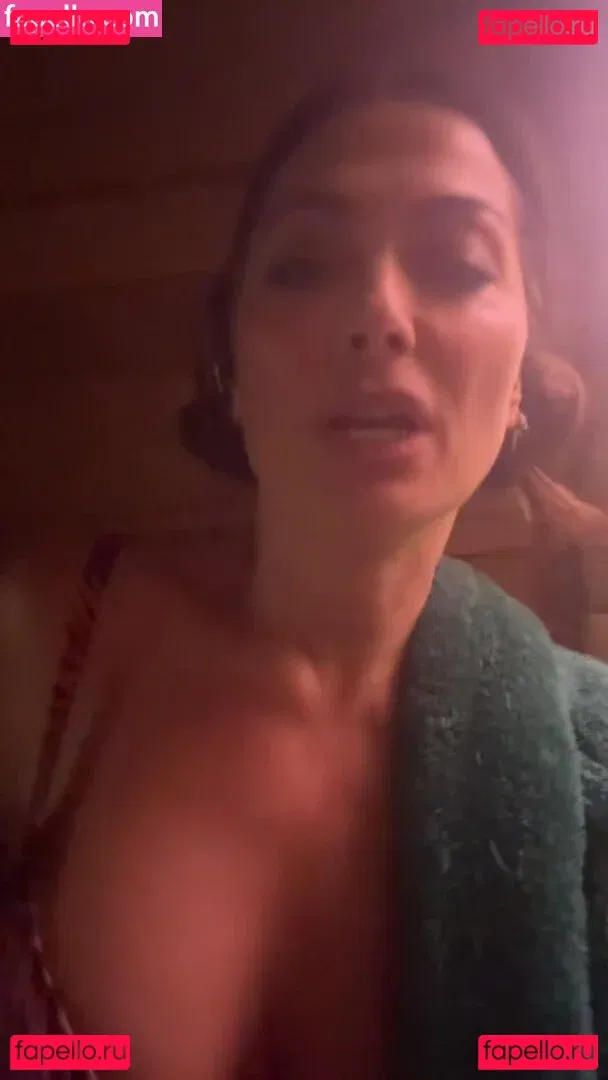 bigtittyemma Onlyfans Photo Gallery 