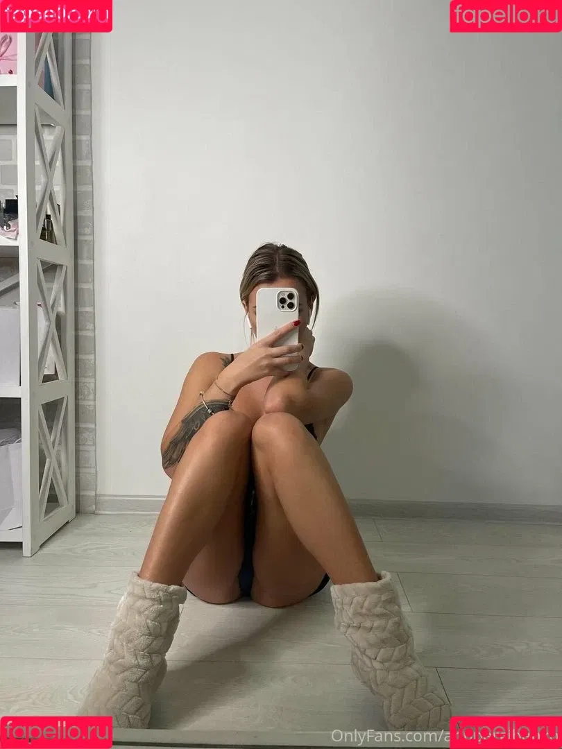 annpergibenko Onlyfans Photo Gallery 