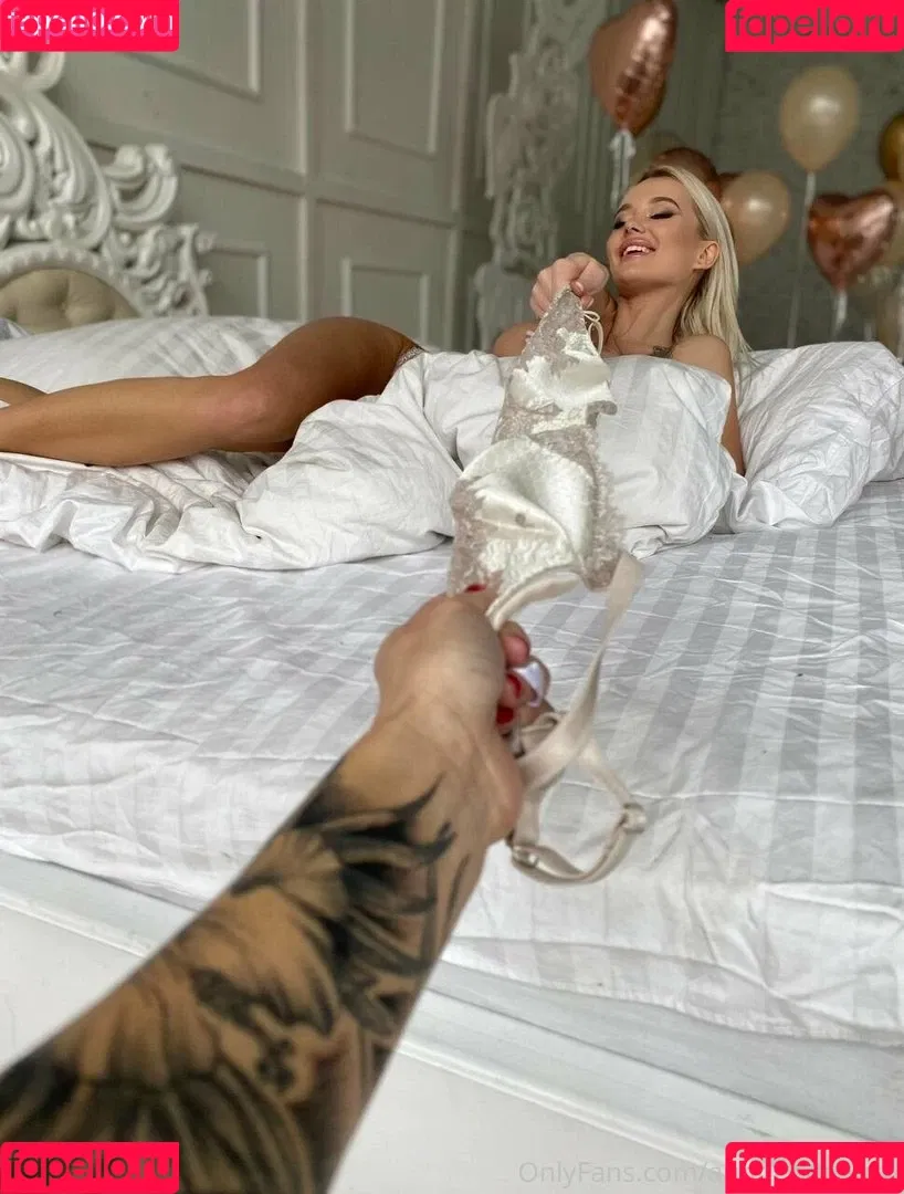 annpergibenko Onlyfans Photo Gallery 