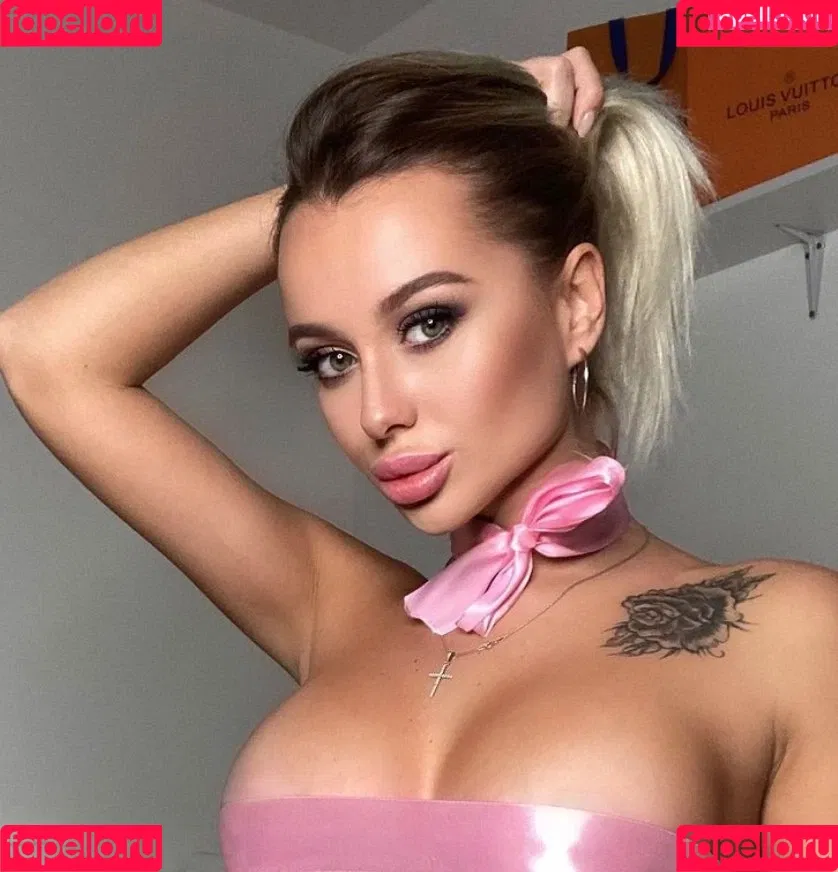 annpergibenko Onlyfans Photo Gallery 