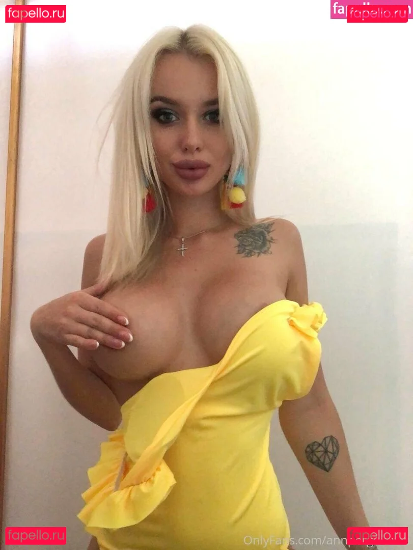 annpergibenko Onlyfans Photo Gallery 